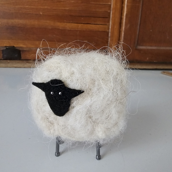 Handmade Other - Handmade Shetland Felted Wool White Sheep Figurine New